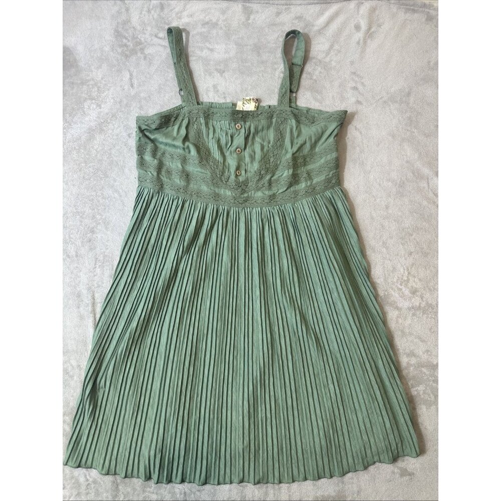 Matilda Jane Green Pleated Midi Dress